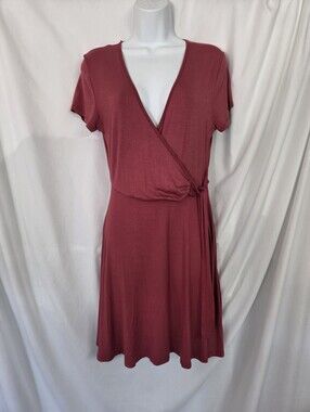 Rolla Coster Wrap-Style Short Sleeve Dress in Dusty Rose Size M